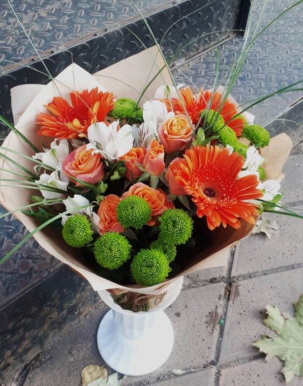 Букет цветов из: Герберы, Хризантемы, Альстромерии и Розы в Сеченово