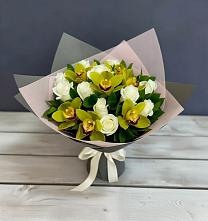 Букет цветов из:  Орхидеи и Розы в Сеченово