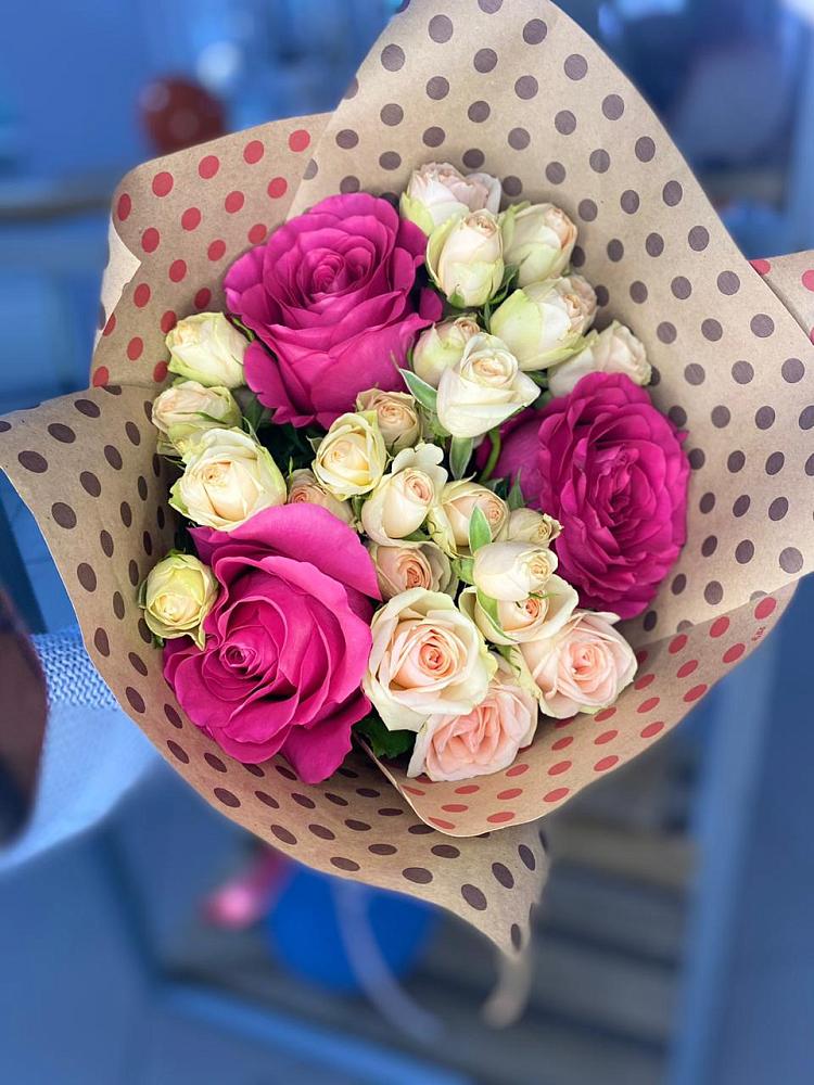 Букет цветов из: Розы в Сеченово