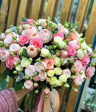 Букет цветов из:  Розы #REPLACE_PRED# Сеченово
