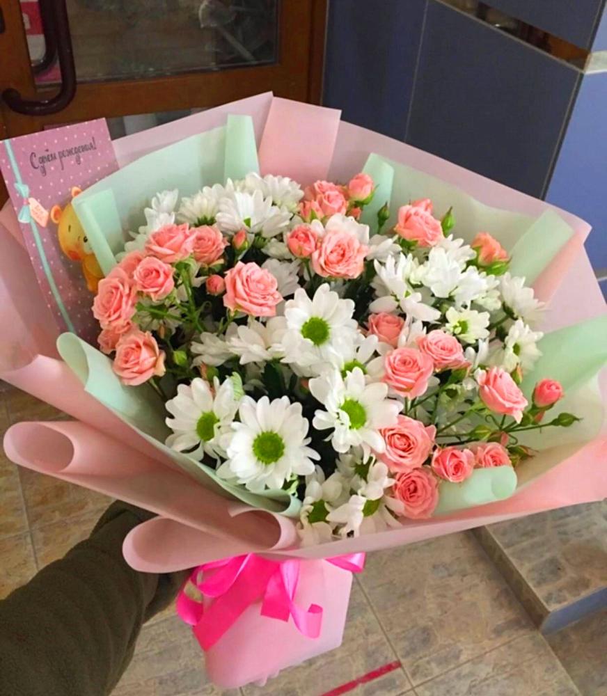 Букет цветов из: Розы и Хризантемы в Сеченово