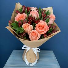 Букет цветов из:  Розы и Альстромерии в Сеченово
