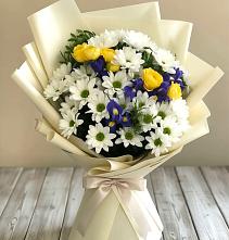 Букет цветов из:  Ирисы, Хризантемы и Розы #REPLACE_PRED# Сеченово