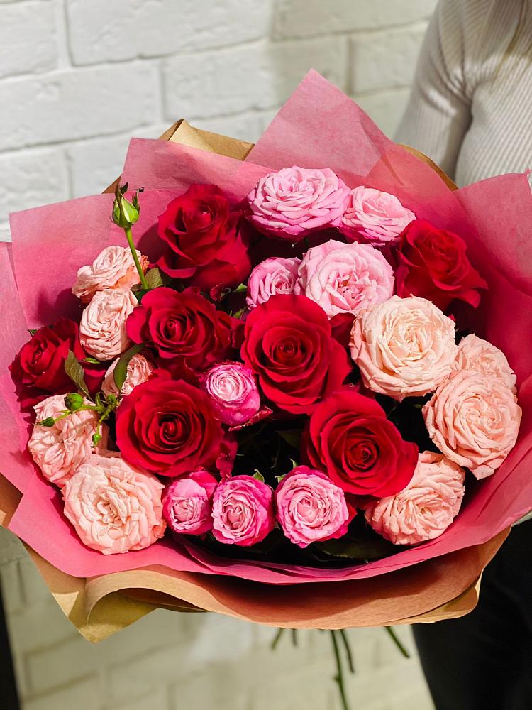 Букет цветов из: Розы в Сеченово