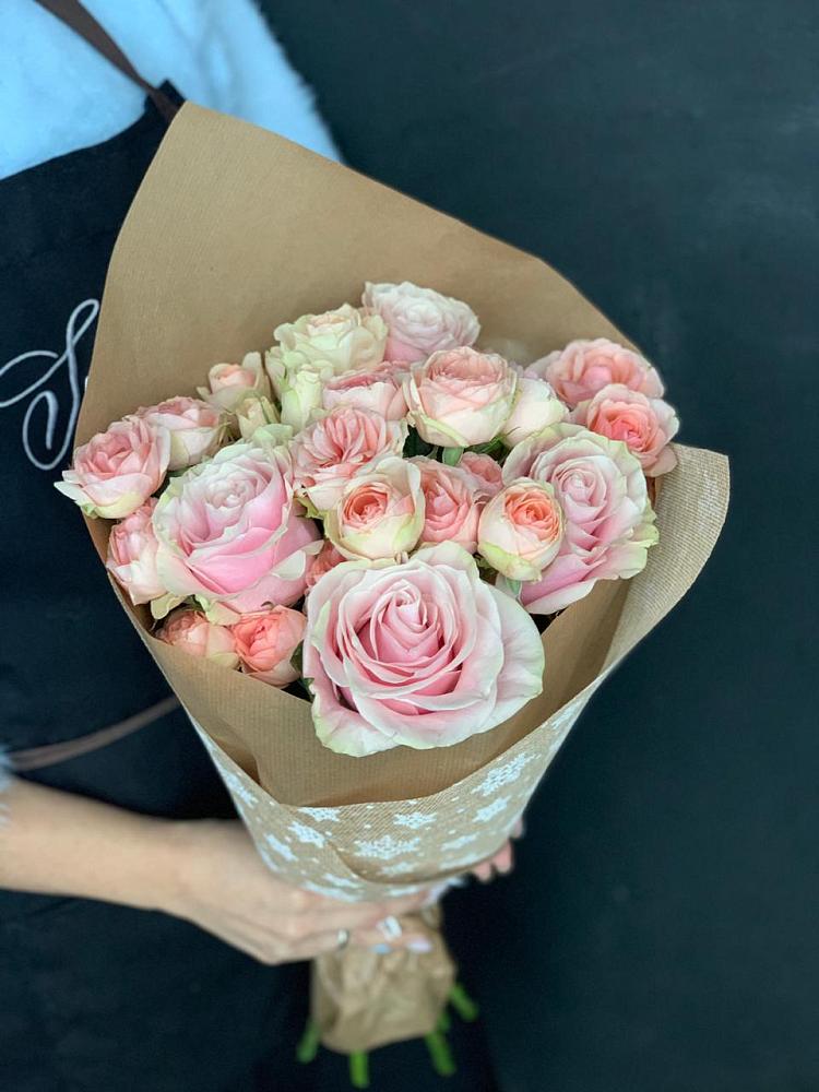 Букет цветов из: Хризантемы и Розы в Сеченово