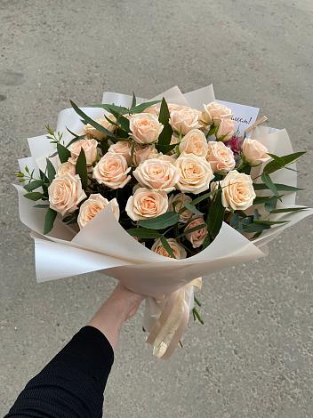 Букет Кремовые розы Латте в Сеченово