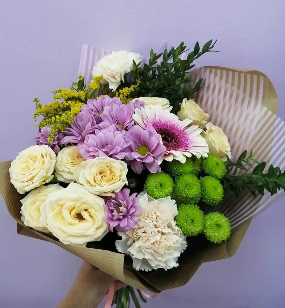 Букет цветов из: Хризантемы, Розы, Гвоздики и Герберы в Сеченово