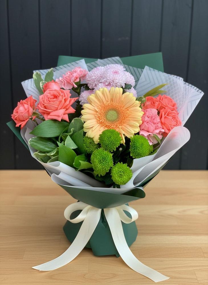 Букет цветов из: Гвоздики, Розы, Герберы и Хризантемы в Сеченово